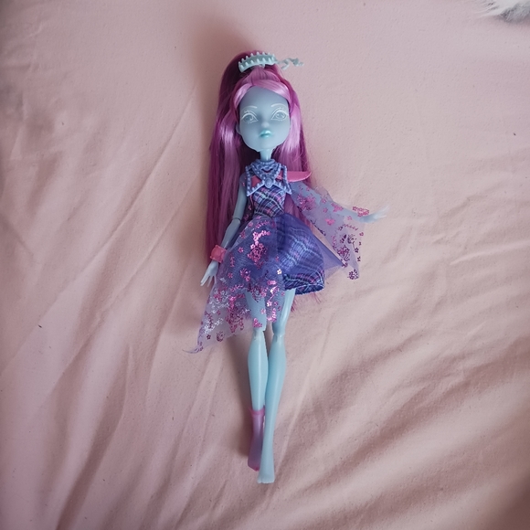 Haunted Student Spirits Kiyomi Haunterly Monster high doll - Picture 3 of 3